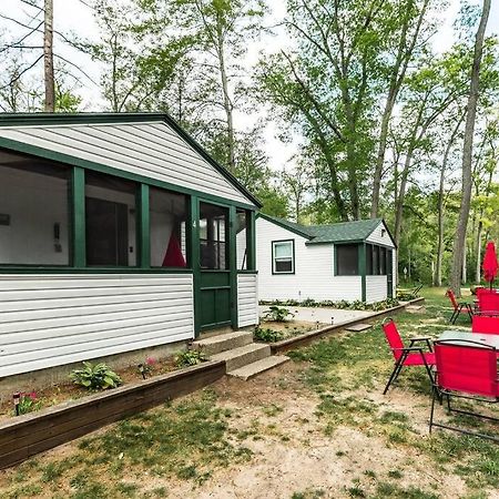Big Blue Lake Cottages, Llc - Cottage #5 Holton Esterno foto