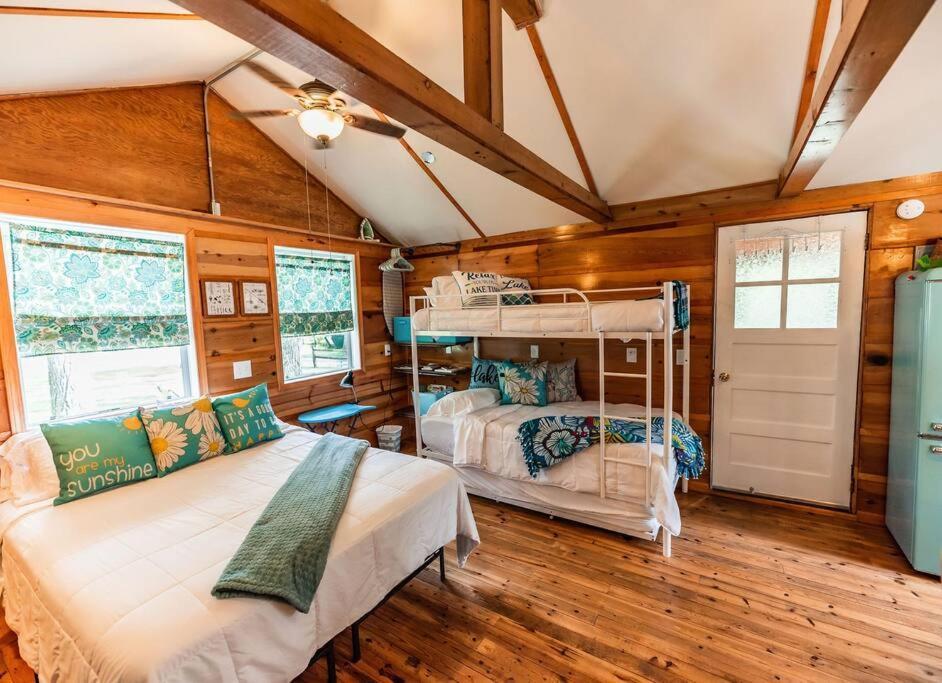 Big Blue Lake Cottages, Llc - Cottage #5 Holton Esterno foto