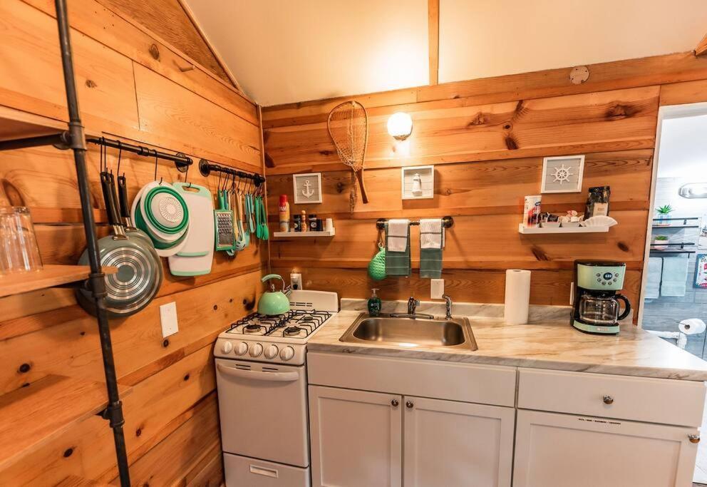 Big Blue Lake Cottages, Llc - Cottage #5 Holton Esterno foto