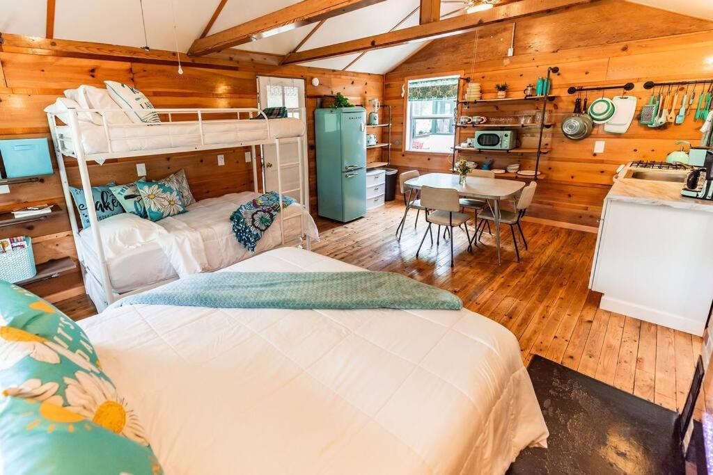 Big Blue Lake Cottages, Llc - Cottage #5 Holton Esterno foto