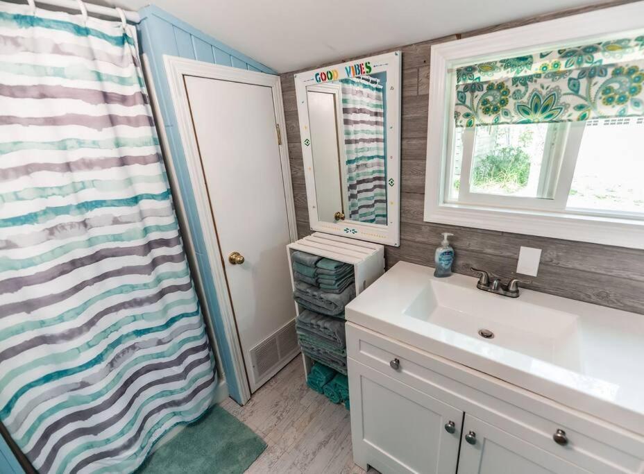 Big Blue Lake Cottages, Llc - Cottage #5 Holton Esterno foto