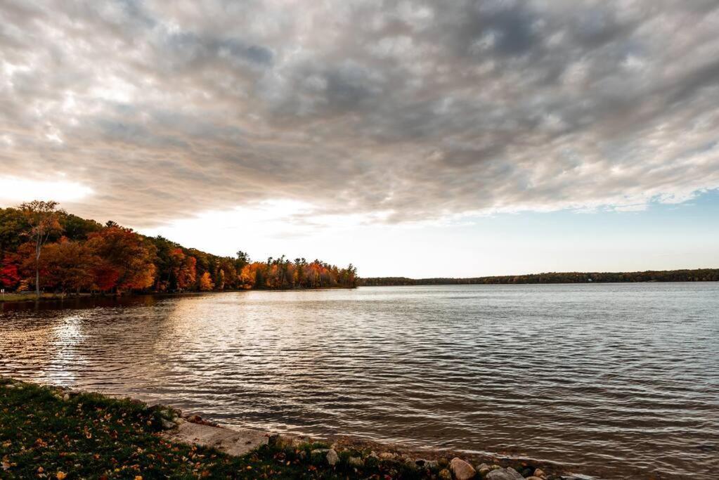 Big Blue Lake Cottages, Llc - Cottage #5 Holton Esterno foto