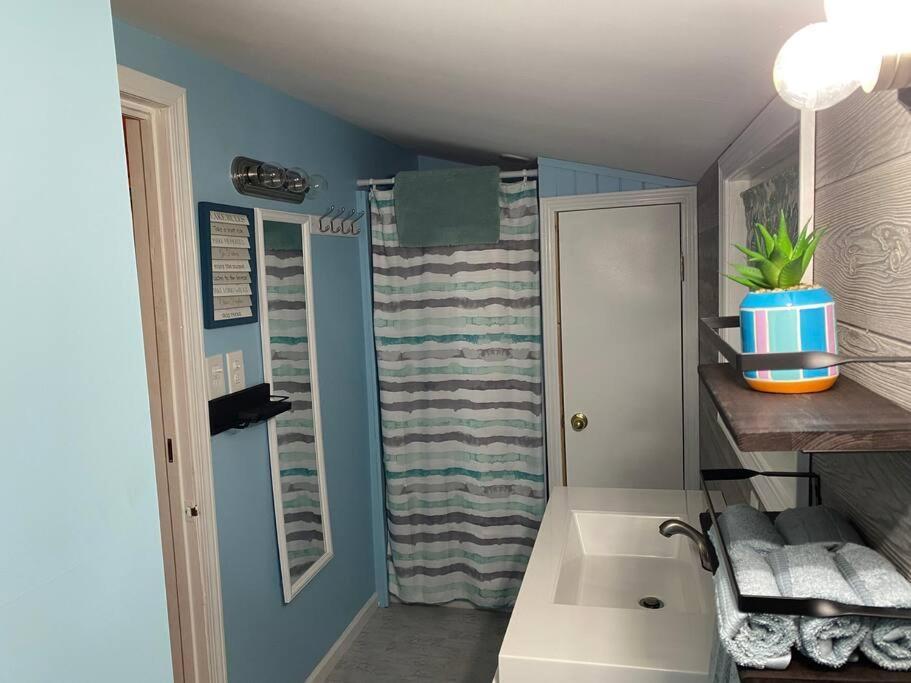 Big Blue Lake Cottages, Llc - Cottage #5 Holton Esterno foto